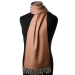 Echarpe en cachemire camel � chevrons