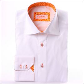 Chemise blanche � col � fleurs jaunes et oranges et boutonni�res oranges